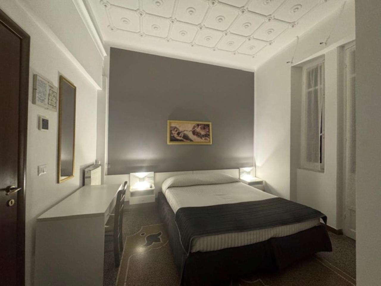 Hotel Ristorante Milton Варацце Экстерьер фото